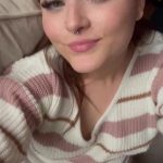 Would You Rather Cum On My Tits Or Somewhere Else F09f9889 001.jpeg